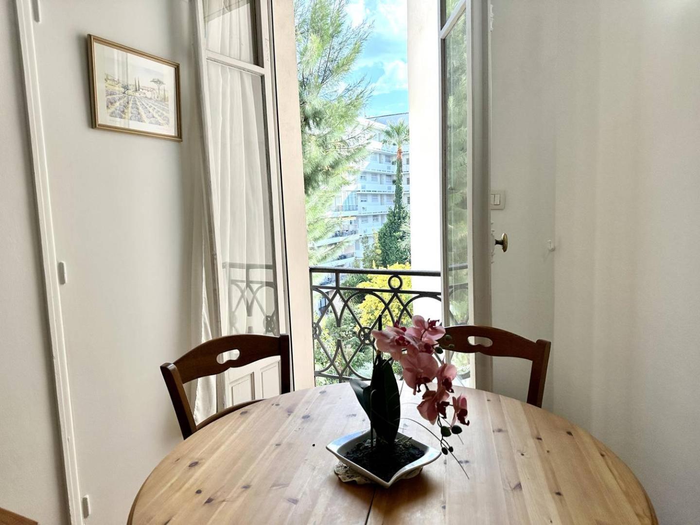 Appartement La Croisette - Au Calme Cote Jardin